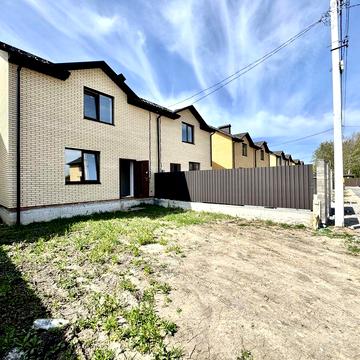 Продаж 2 поверхового дуплекса з ділянкою на 2.2 сотки, 110