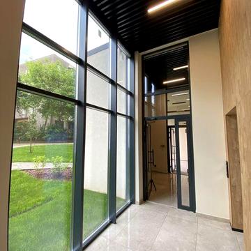 Продаж 2-кімнатної кварири в ЖК "Сінематик" : 76,6 м². вул.Любінська ЖК Сінематик