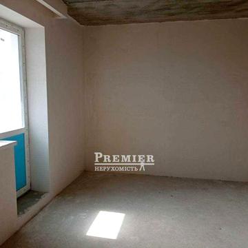 2-кімнатна квартира 47 м² у новому будинку, кухня-вітальня 21 м². Програма