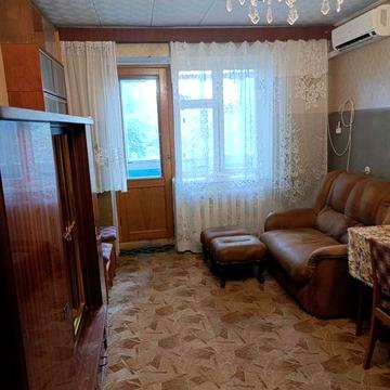 Сдам 2-х комнатную  на ул.Героев Крут