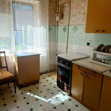 Сдам 2 кв АО газ. кооп.,л/б 10мкр. 9000 грн