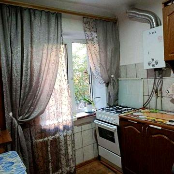 Продаж 2-кімнатної квартири біля міського озера