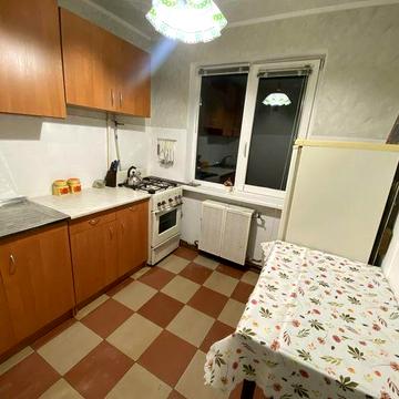 Продаж 2 кімнатноі квартири
