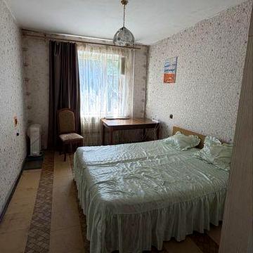 Продам 2-х комнатную ( левый берег) 3 этаж