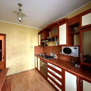 Оренда 2к.квартири на Поділлі вул Зодчих з Автономним опленням