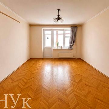 Продається 2к в районі Завокзального ринку, навпроти ТРЦ «ТАМ ТАМ»