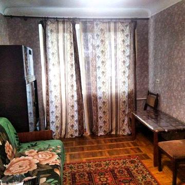 Оренда 1-кімнатної квартири по вул. Волонтерська, район Петропавлівської (біля будівельного коледжу)
