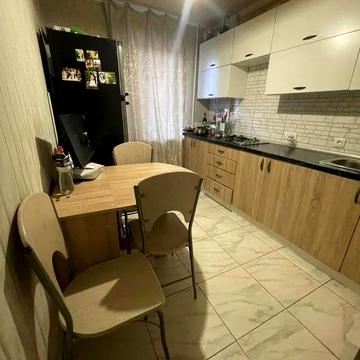 Продам 2х ком. На Красном Камне
