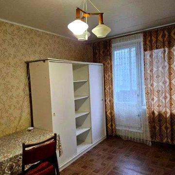 Продам 1 кв Алексеевка пр Победы,м Победа