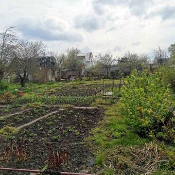 Продам дачу в громаді «Урожай», розташовану в Редутах