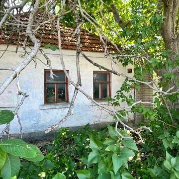ТЕРМІНОВО продам приватний будинок, Варварівка