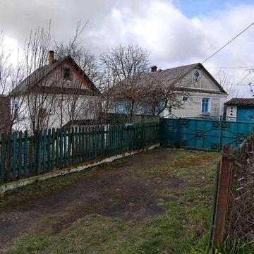 Будинок затишний. Рівненська обл.Дубенський район, с.Іващуки