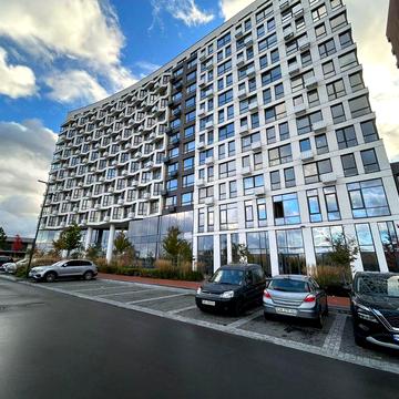 Продаж квартири Лакі Ленд Лавіна Молл Берковецька