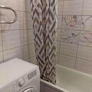 Продам  4 к.квартиру  на Рабочей ( район Уральской)