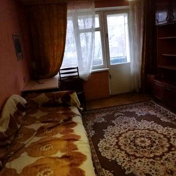 2-к квартира в Києві біля метро, 83% власності, документи готові (Дніпровський р-н), від власника, без комісії