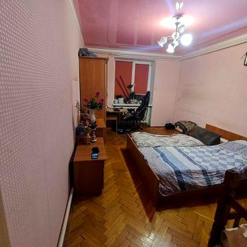 продаж квартири в центрі міста