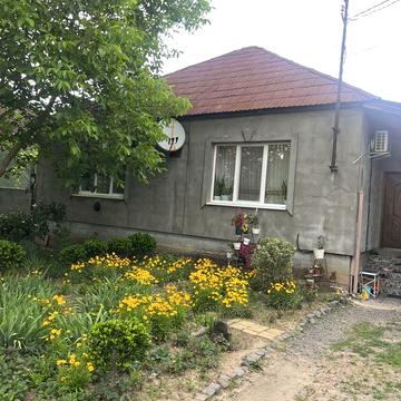 Продаж напівособняку в Росвигові