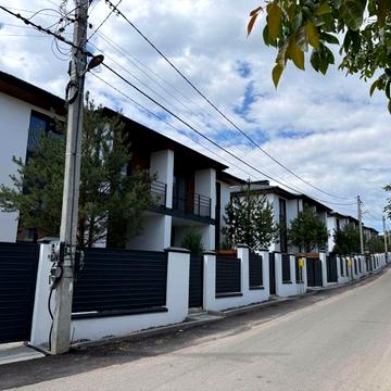 Будинок - Дуплекс 122 м2 з документами. Газ, асфальт, Гореничі
