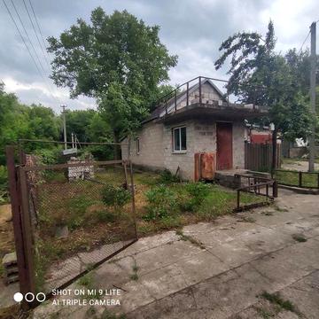 Продам будинок в затишному місці терміново