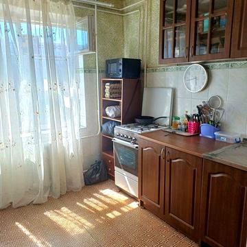 Продам 2кв.л/б 2 мкр.Металургов 23000$