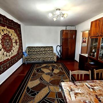 Оренда 1к на Космонавтів