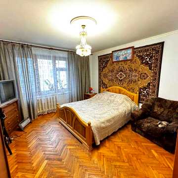 Продаж 3к квартири у цегляному будинку (чешка) на вулиці Роксоляни, 59