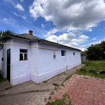Продаж будинку біля педагогічного коледжу