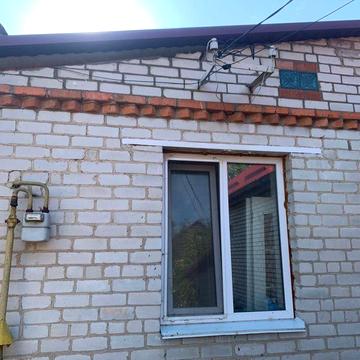 Від власника, частина будинка - район Епіцентру .