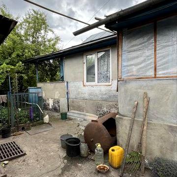 Продаж будинку за містом