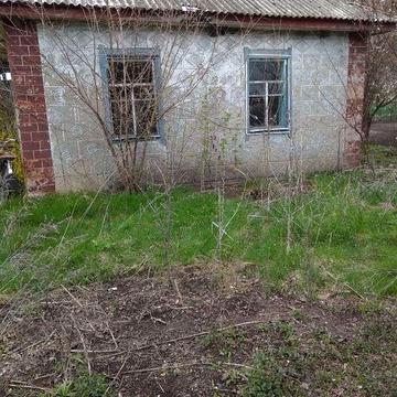 Продам будинок в Кременчуцькому р-н і недорого , знаходиться в 25 км від м.Горішні плавні.Звертайтеся!