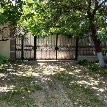 Продаж Будиноку с Курісове