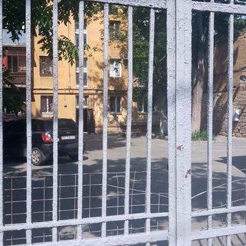 Сдам однокомнатную в Центре