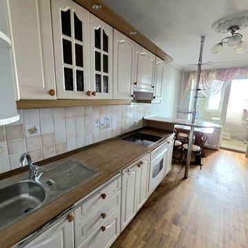 1 оренда після  косм. ремонту Івасюка  метро Оболонські Липки затока Дніпра