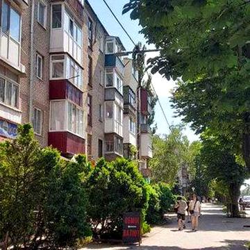 Продам 1 к. квартиру червона лінія, вул.С.Колачевського Терновський р-н м.Кривий Ріг