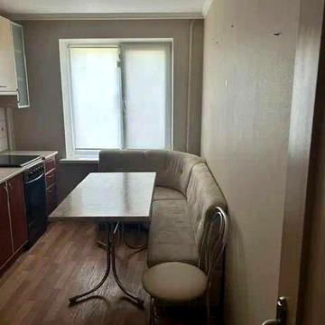 Продам 3 ком.кв ул.Староднепровская ,2 этаж