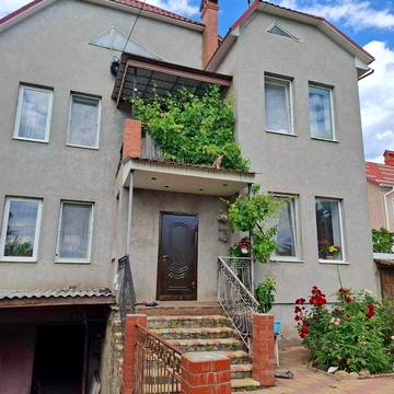 Пропонуеться до продажу будинок на Ленселищі! Вулиця Петра Лещенко!