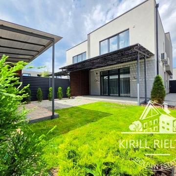 Аренда таунхауса «Soft Loft» с солнечными батареями в коттеджном поселке «Золотые Ключи»