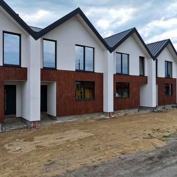 Продам котедж в Шпанові 115м2