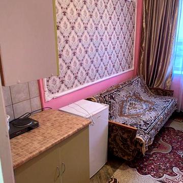 Знається квартира ( кавалерка)  на привокзальній.