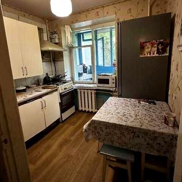 Продаж 1 кім. квартири проспект Науки 90