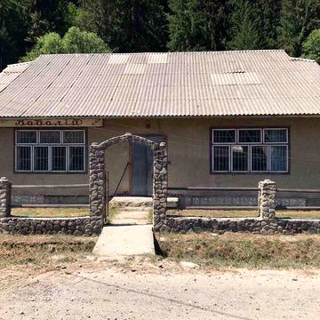Будинок/бар/комерція