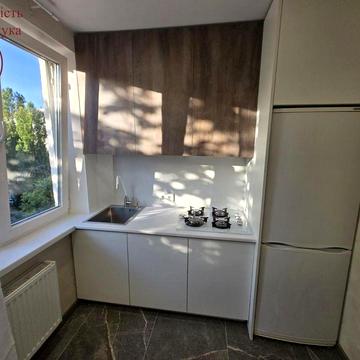 2 кім квартира,  парк Миру