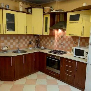 продаж 2кім польського люкса в.Котляревського(центр) з ремонтом