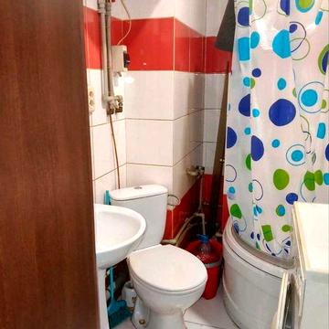 Здам студійну квартиру Велика Панасівська