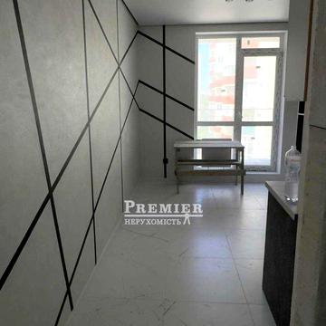 Продам 2-кімнатну квартиру у новому Жк на Сахарова