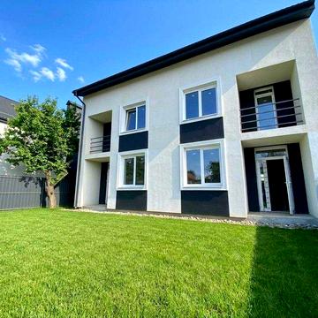 Будинок-Дуплекс площею - 170 м²!