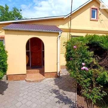 Продаж 5к Дім Заньковецької вулиця