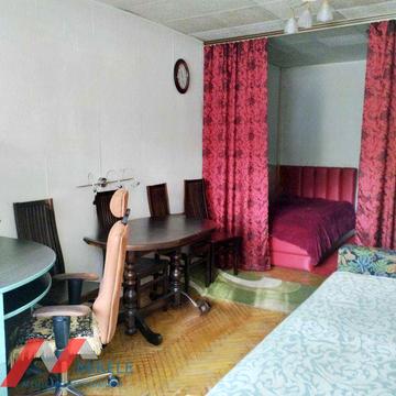 Без комісії, оренда 1кім. 30,5м2, Празька, 17, Дарницька площа,  Дніпровський район, Дарницький вокзал.