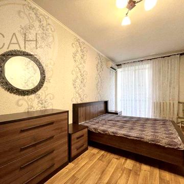 Продаж 3 квартири вул, Герасима Кондратьева