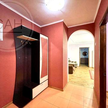 Продаж 3 квартири вул, Герасима Кондратьева